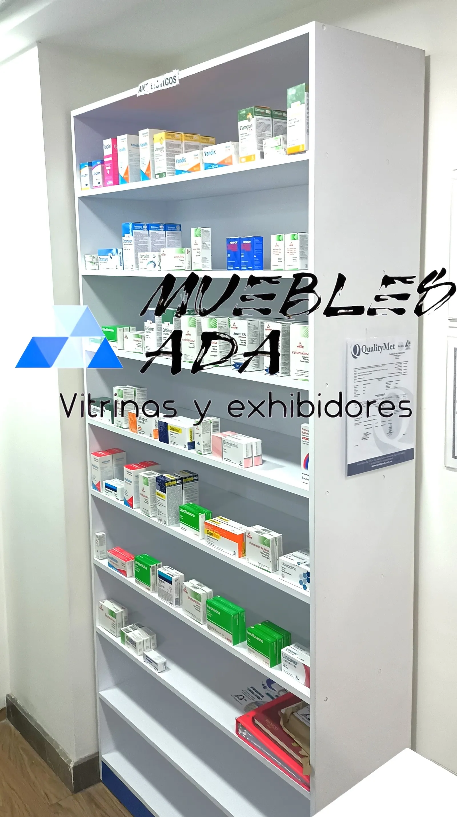 Proyecto de mobiliario comercial 43