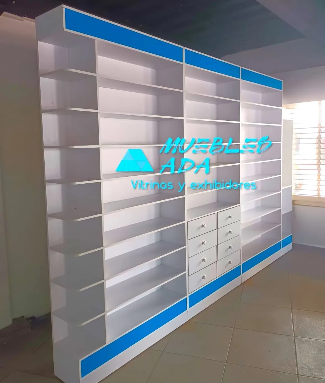 Diseño interior de farmacias modernas